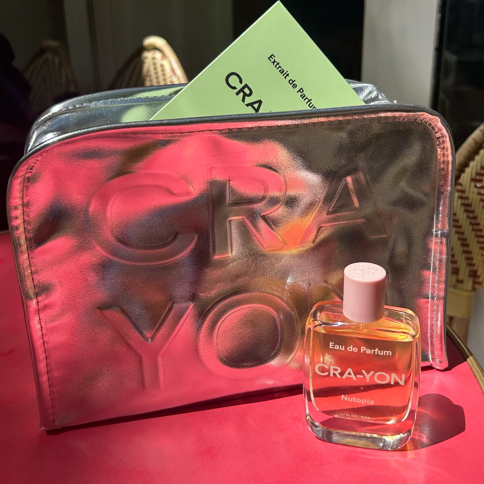 Cra-Yon Beauty Bag - Image 2
